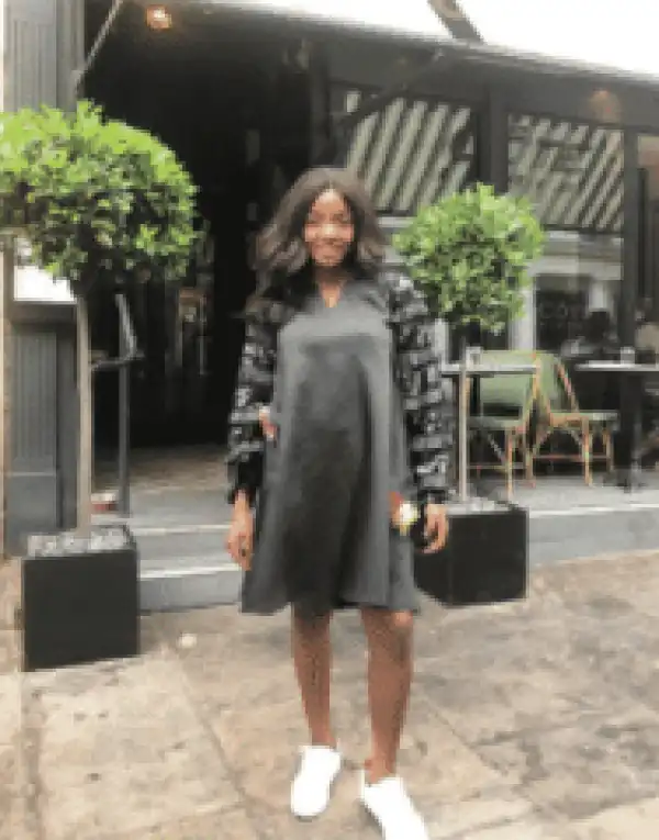 Simi Is Pregnant (Photos)